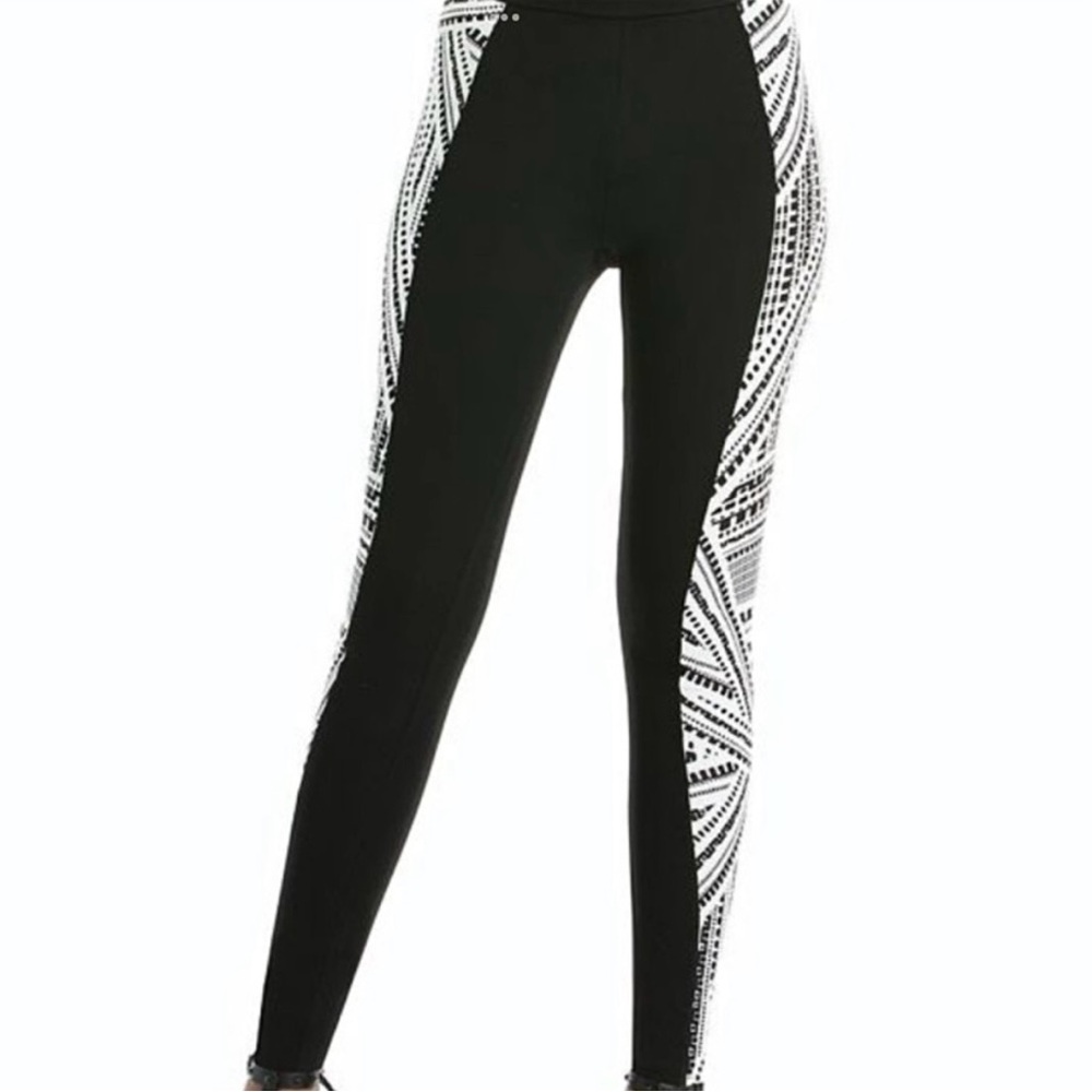 Niki Minaj High Rise Slim Fit Pant Black Printed Activewear Leggings Womens XL